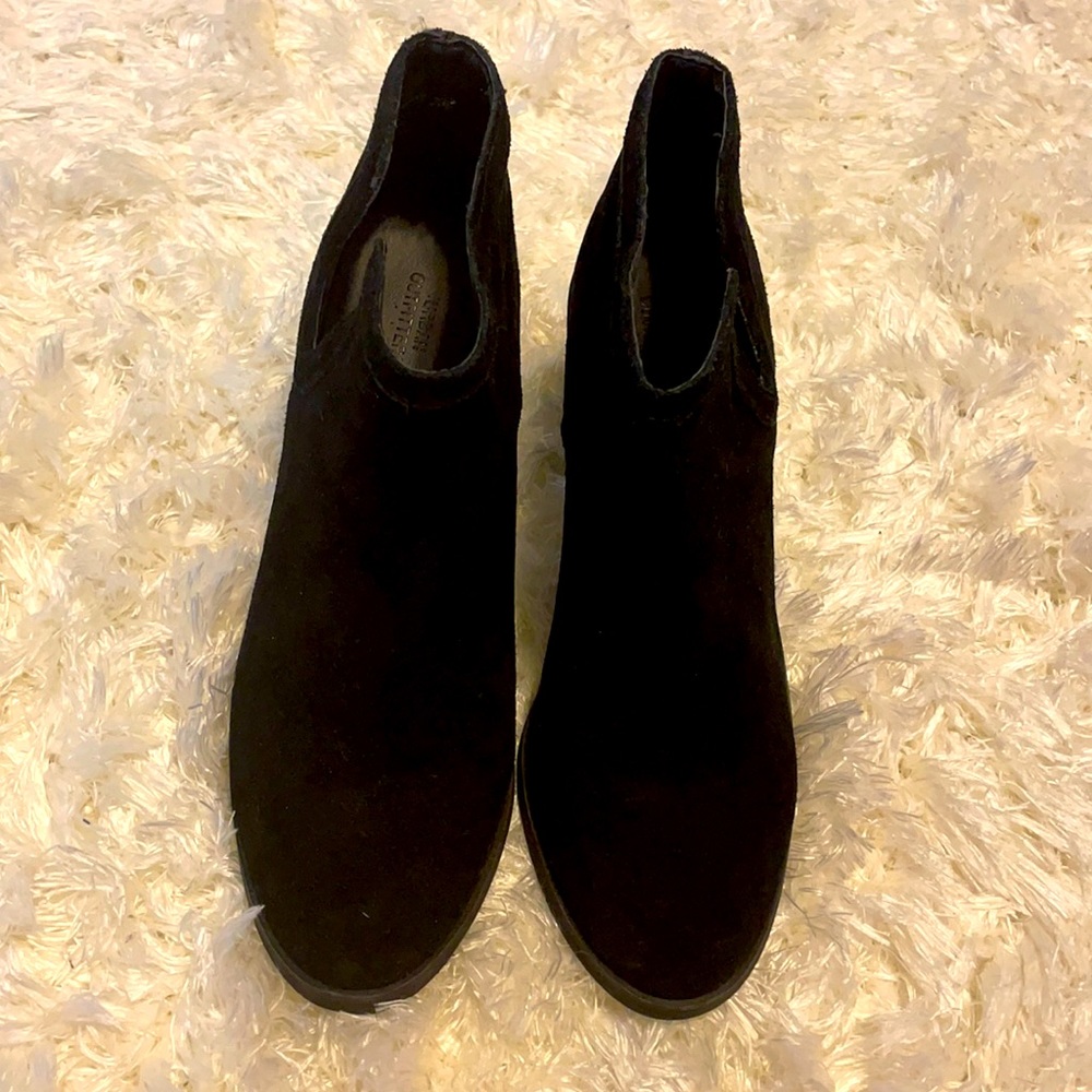 Urban outfitters black women’s shoes size 8